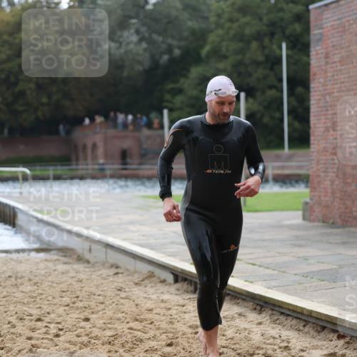 13.09.2026 - Stadtparktriathlon Mo-Foto http://msf.ph/oto/10257756 13.09.2026 11:35:02 Schwimmen 880 meine-sportfotos.de