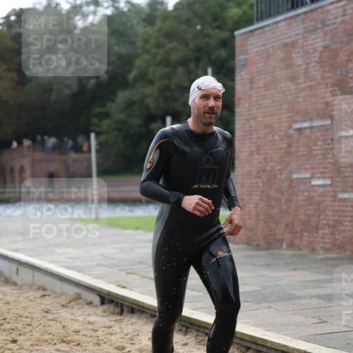 13.09.2026 - Stadtparktriathlon Mo-Foto http://msf.ph/oto/10257759 13.09.2026 11:35:02 Schwimmen 880 meine-sportfotos.de