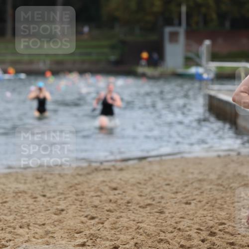13.09.2026 - Stadtparktriathlon Mo-Foto http://msf.ph/oto/10257777 13.09.2026 11:11:05 Schwimmen 735, 754, 760, 770 meine-sportfotos.de
