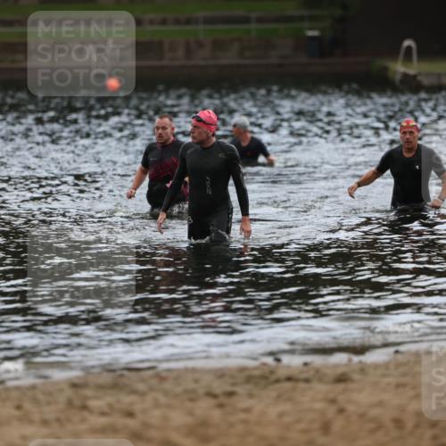 13.09.2026 - Stadtparktriathlon Mo-Foto http://msf.ph/oto/10257783 13.09.2026 11:36:21 Schwimmen  meine-sportfotos.de