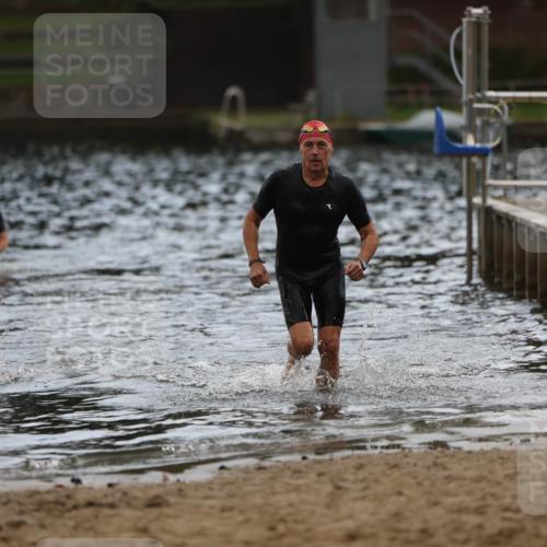 13.09.2026 - Stadtparktriathlon Mo-Foto http://msf.ph/oto/10257814 13.09.2026 11:36:29 Schwimmen 832, 852, 861 meine-sportfotos.de