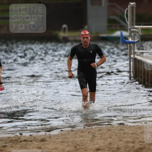 13.09.2026 - Stadtparktriathlon Mo-Foto http://msf.ph/oto/10257817 13.09.2026 11:36:29 Schwimmen 832, 852, 861 meine-sportfotos.de