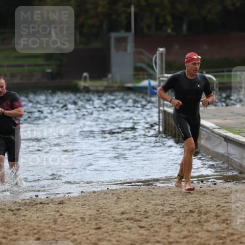 13.09.2026 - Stadtparktriathlon Mo-Foto http://msf.ph/oto/10257835 13.09.2026 11:36:32 Schwimmen 832, 852, 861 meine-sportfotos.de