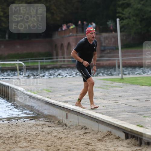 13.09.2026 - Stadtparktriathlon Mo-Foto http://msf.ph/oto/10257838 13.09.2026 11:36:34 Schwimmen 832, 852, 861 meine-sportfotos.de
