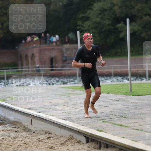13.09.2026 - Stadtparktriathlon Mo-Foto http://msf.ph/oto/10257845 13.09.2026 11:36:35 Schwimmen 832, 852, 861 meine-sportfotos.de