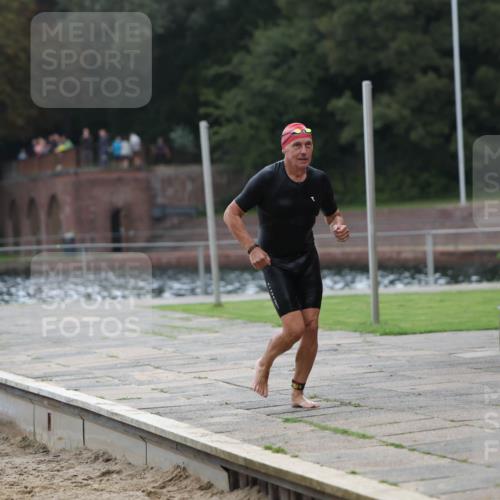 13.09.2026 - Stadtparktriathlon Mo-Foto http://msf.ph/oto/10257846 13.09.2026 11:36:35 Schwimmen 832, 852, 861 meine-sportfotos.de