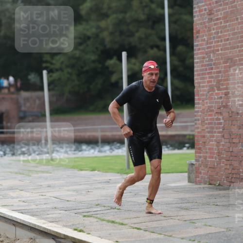 13.09.2026 - Stadtparktriathlon Mo-Foto http://msf.ph/oto/10257849 13.09.2026 11:36:36 Schwimmen 832, 852, 861 meine-sportfotos.de