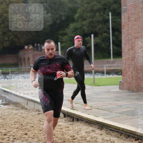 13.09.2026 - Stadtparktriathlon Mo-Foto http://msf.ph/oto/10257862 13.09.2026 11:36:38 Schwimmen 832, 852, 861, 902 meine-sportfotos.de