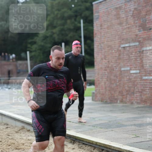 13.09.2026 - Stadtparktriathlon Mo-Foto http://msf.ph/oto/10257863 13.09.2026 11:36:39 Schwimmen 832, 852, 861, 902 meine-sportfotos.de