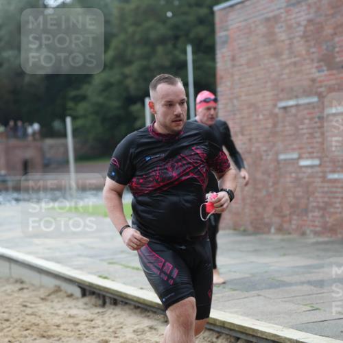 13.09.2026 - Stadtparktriathlon Mo-Foto http://msf.ph/oto/10257864 13.09.2026 11:36:39 Schwimmen 832, 852, 861, 902 meine-sportfotos.de