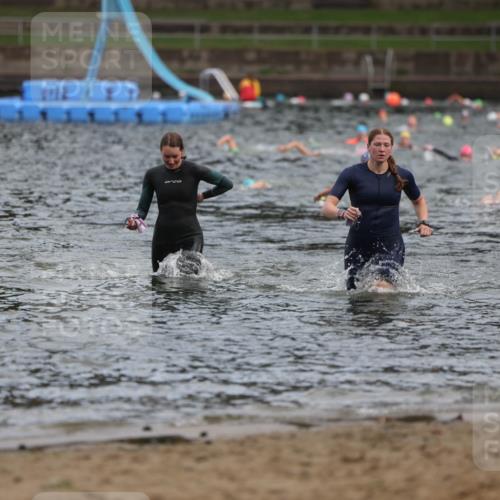 13.09.2026 - Stadtparktriathlon Mo-Foto http://msf.ph/oto/10257875 13.09.2026 11:11:25 Schwimmen 752, 790 meine-sportfotos.de