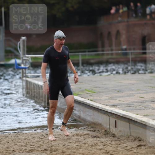 13.09.2026 - Stadtparktriathlon Mo-Foto http://msf.ph/oto/10257876 13.09.2026 11:36:45 Schwimmen 902 meine-sportfotos.de