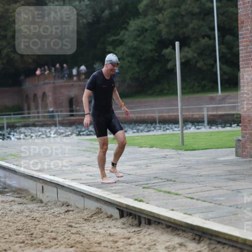 13.09.2026 - Stadtparktriathlon Mo-Foto http://msf.ph/oto/10257879 13.09.2026 11:36:47 Schwimmen 902 meine-sportfotos.de