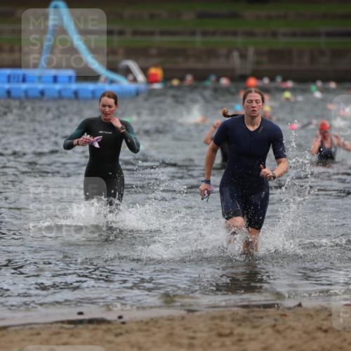 13.09.2026 - Stadtparktriathlon Mo-Foto http://msf.ph/oto/10257883 13.09.2026 11:11:28 Schwimmen 752, 790 meine-sportfotos.de