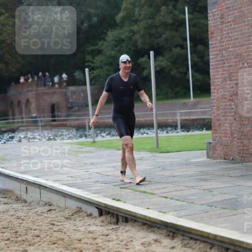 13.09.2026 - Stadtparktriathlon Mo-Foto http://msf.ph/oto/10257884 13.09.2026 11:36:48 Schwimmen 902 meine-sportfotos.de