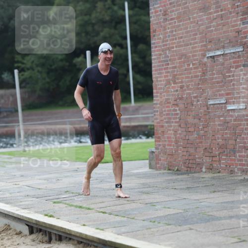 13.09.2026 - Stadtparktriathlon Mo-Foto http://msf.ph/oto/10257888 13.09.2026 11:36:48 Schwimmen 902 meine-sportfotos.de