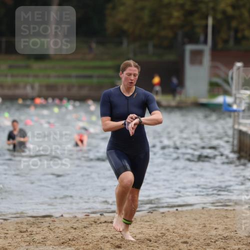 13.09.2026 - Stadtparktriathlon Mo-Foto http://msf.ph/oto/10257895 13.09.2026 11:11:31 Schwimmen 752, 790 meine-sportfotos.de