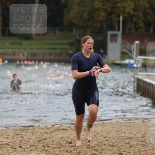 13.09.2026 - Stadtparktriathlon Mo-Foto http://msf.ph/oto/10257898 13.09.2026 11:11:31 Schwimmen 752, 790 meine-sportfotos.de