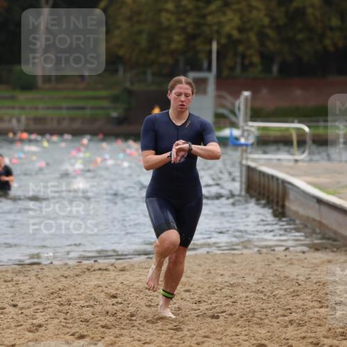 13.09.2026 - Stadtparktriathlon Mo-Foto http://msf.ph/oto/10257902 13.09.2026 11:11:32 Schwimmen 736, 752, 790 meine-sportfotos.de