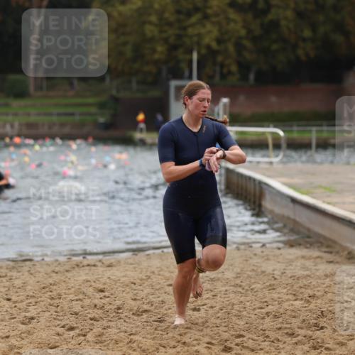 13.09.2026 - Stadtparktriathlon Mo-Foto http://msf.ph/oto/10257903 13.09.2026 11:11:32 Schwimmen 736, 752, 790 meine-sportfotos.de