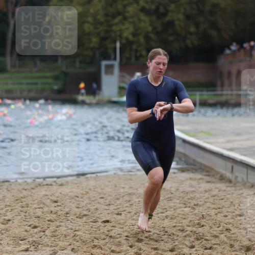 13.09.2026 - Stadtparktriathlon Mo-Foto http://msf.ph/oto/10257907 13.09.2026 11:11:32 Schwimmen 736, 752, 790 meine-sportfotos.de