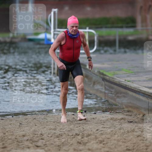 13.09.2026 - Stadtparktriathlon Mo-Foto http://msf.ph/oto/10257921 13.09.2026 11:44:28 Schwimmen 932 meine-sportfotos.de