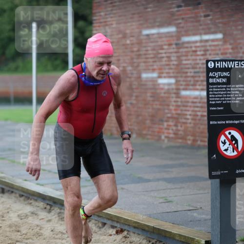 13.09.2026 - Stadtparktriathlon Mo-Foto http://msf.ph/oto/10257932 13.09.2026 11:44:34 Schwimmen 932 meine-sportfotos.de