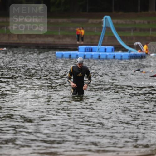 13.09.2026 - Stadtparktriathlon Mo-Foto http://msf.ph/oto/10257949 13.09.2026 11:50:53 Schwimmen  meine-sportfotos.de