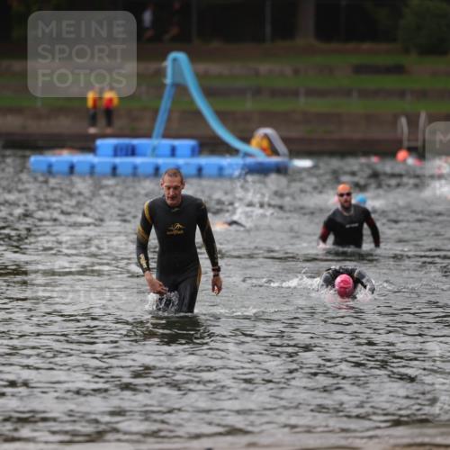 13.09.2026 - Stadtparktriathlon Mo-Foto http://msf.ph/oto/10257959 13.09.2026 11:51:00 Schwimmen 962, 1017 meine-sportfotos.de