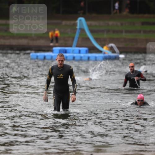 13.09.2026 - Stadtparktriathlon Mo-Foto http://msf.ph/oto/10257962 13.09.2026 11:51:01 Schwimmen 962, 1017 meine-sportfotos.de