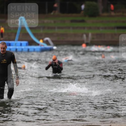 13.09.2026 - Stadtparktriathlon Mo-Foto http://msf.ph/oto/10257967 13.09.2026 11:51:03 Schwimmen 962, 1017 meine-sportfotos.de