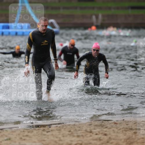 13.09.2026 - Stadtparktriathlon Mo-Foto http://msf.ph/oto/10257968 13.09.2026 11:51:05 Schwimmen 962, 1017 meine-sportfotos.de