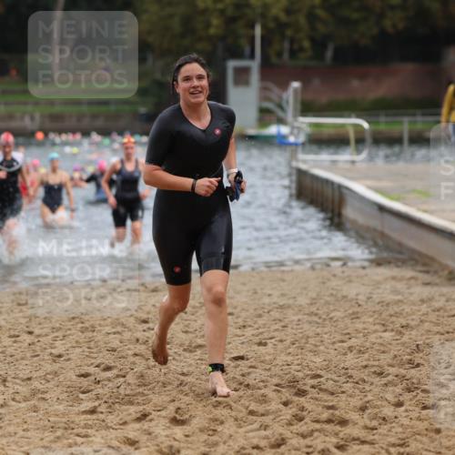 13.09.2026 - Stadtparktriathlon Mo-Foto http://msf.ph/oto/10257979 13.09.2026 11:11:45 Schwimmen 733, 736, 786, 798 meine-sportfotos.de