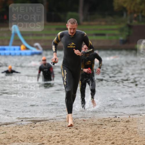13.09.2026 - Stadtparktriathlon Mo-Foto http://msf.ph/oto/10257983 13.09.2026 11:51:08 Schwimmen 952, 962, 1017 meine-sportfotos.de