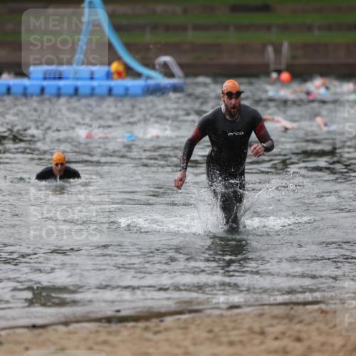 13.09.2026 - Stadtparktriathlon Mo-Foto http://msf.ph/oto/10257993 13.09.2026 11:51:14 Schwimmen 952, 962, 1017 meine-sportfotos.de