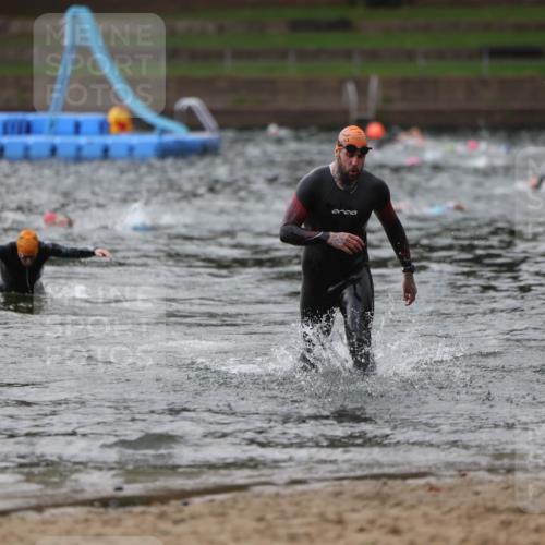 13.09.2026 - Stadtparktriathlon Mo-Foto http://msf.ph/oto/10257996 13.09.2026 11:51:15 Schwimmen 952, 962, 990, 1017 meine-sportfotos.de