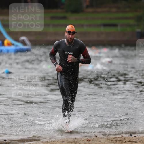 13.09.2026 - Stadtparktriathlon Mo-Foto http://msf.ph/oto/10258012 13.09.2026 11:51:17 Schwimmen 952, 990 meine-sportfotos.de