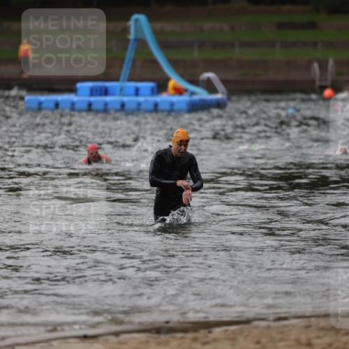 13.09.2026 - Stadtparktriathlon Mo-Foto http://msf.ph/oto/10258014 13.09.2026 11:51:19 Schwimmen 952, 990 meine-sportfotos.de