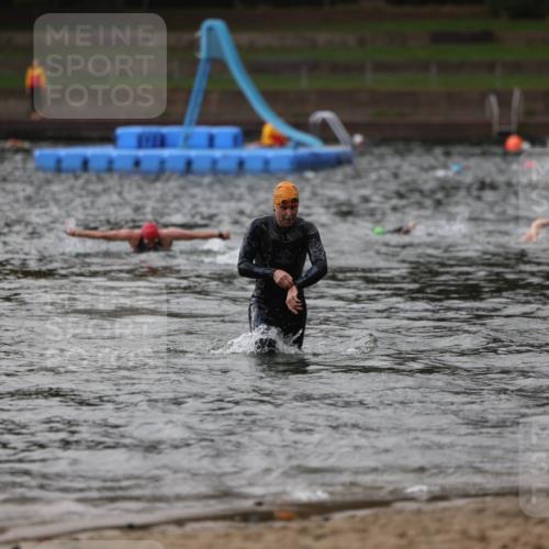13.09.2026 - Stadtparktriathlon Mo-Foto http://msf.ph/oto/10258018 13.09.2026 11:51:20 Schwimmen 952, 990 meine-sportfotos.de