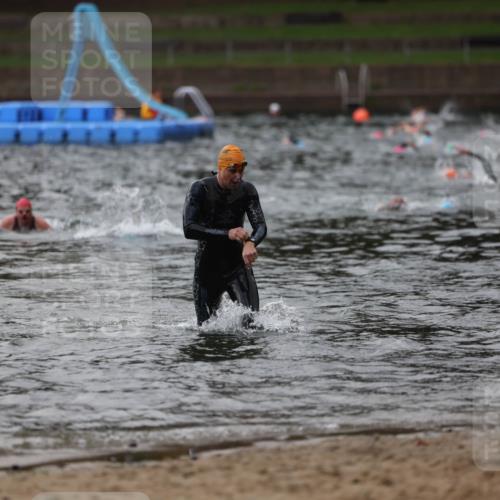 13.09.2026 - Stadtparktriathlon Mo-Foto http://msf.ph/oto/10258025 13.09.2026 11:51:21 Schwimmen 952, 990 meine-sportfotos.de