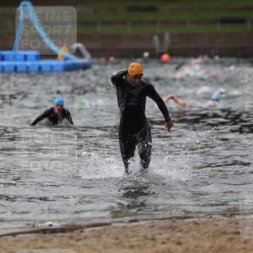 13.09.2026 - Stadtparktriathlon Mo-Foto http://msf.ph/oto/10258031 13.09.2026 11:51:23 Schwimmen 952, 990 meine-sportfotos.de