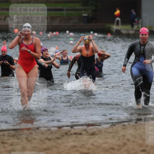 13.09.2026 - Stadtparktriathlon Mo-Foto http://msf.ph/oto/10258036 13.09.2026 11:11:57 Schwimmen 720, 772, 788, 792, 796, 818 meine-sportfotos.de