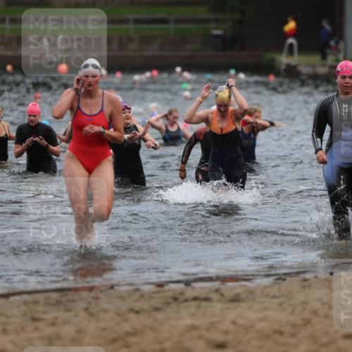 13.09.2026 - Stadtparktriathlon Mo-Foto http://msf.ph/oto/10258037 13.09.2026 11:11:57 Schwimmen 720, 772, 788, 792, 796, 818 meine-sportfotos.de