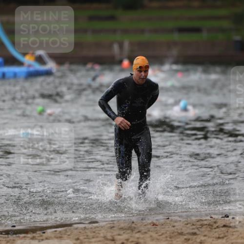 13.09.2026 - Stadtparktriathlon Mo-Foto http://msf.ph/oto/10258040 13.09.2026 11:51:25 Schwimmen 952, 990 meine-sportfotos.de