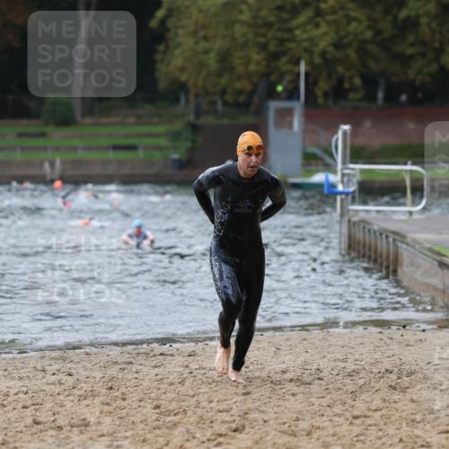 13.09.2026 - Stadtparktriathlon Mo-Foto http://msf.ph/oto/10258049 13.09.2026 11:51:27 Schwimmen 965, 990, 1059 meine-sportfotos.de