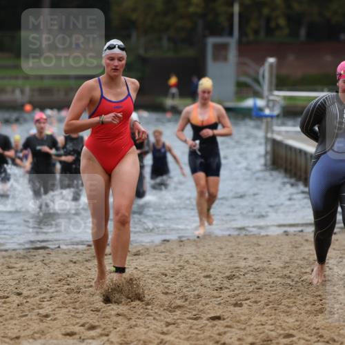 13.09.2026 - Stadtparktriathlon Mo-Foto http://msf.ph/oto/10258055 13.09.2026 11:12:01 Schwimmen 720, 746, 772, 788, 792, 796, 808, 810, 818 meine-sportfotos.de