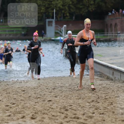 13.09.2026 - Stadtparktriathlon Mo-Foto http://msf.ph/oto/10258074 13.09.2026 11:12:05 Schwimmen 720, 726, 746, 771, 772, 785, 788, 792, 796, 808, 810, 818, 823, 1800 meine-sportfotos.de