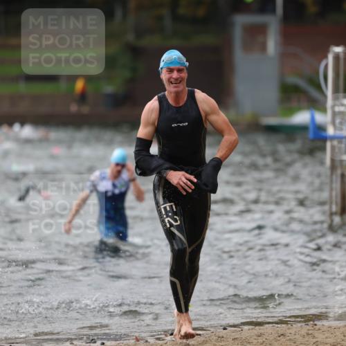 13.09.2026 - Stadtparktriathlon Mo-Foto http://msf.ph/oto/10258077 13.09.2026 11:51:37 Schwimmen 965, 972, 1001, 1036, 1059 meine-sportfotos.de