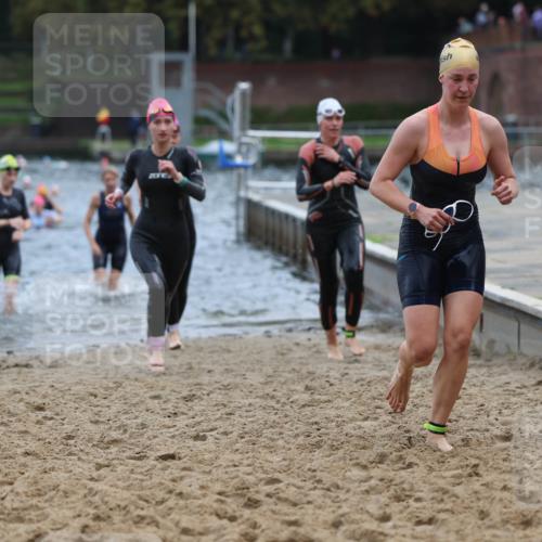 13.09.2026 - Stadtparktriathlon Mo-Foto http://msf.ph/oto/10258079 13.09.2026 11:12:06 Schwimmen 720, 726, 746, 771, 772, 785, 788, 792, 796, 808, 810, 818, 820, 823, 1800 meine-sportfotos.de
