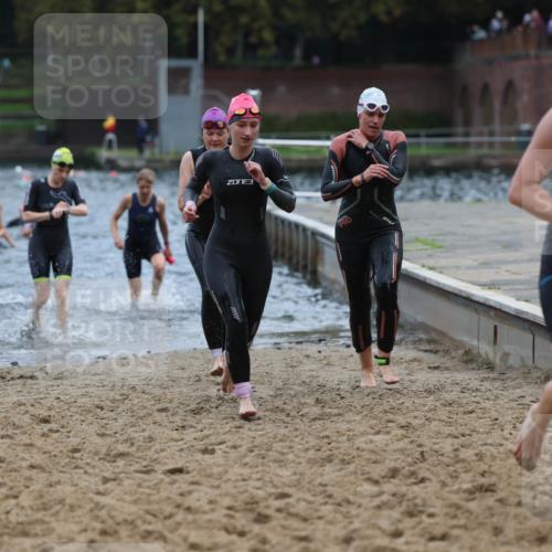 13.09.2026 - Stadtparktriathlon Mo-Foto http://msf.ph/oto/10258082 13.09.2026 11:12:06 Schwimmen 720, 726, 746, 771, 772, 785, 788, 792, 796, 808, 810, 818, 820, 823, 1800 meine-sportfotos.de